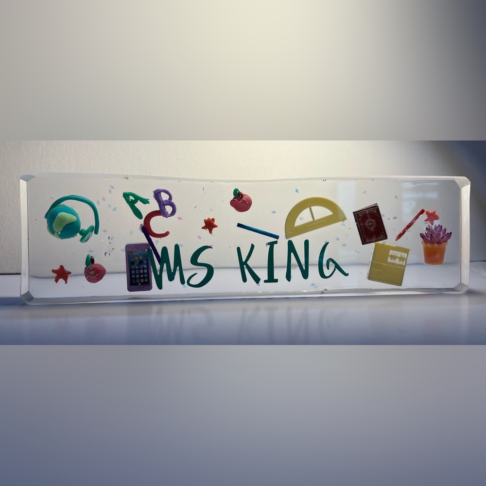 Customized Colorful Teacher Name Plate - Picture 5 of 5